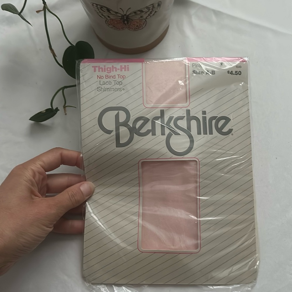 Vintage Berkshire Pink Thigh-Hi NEw In Package Never Used